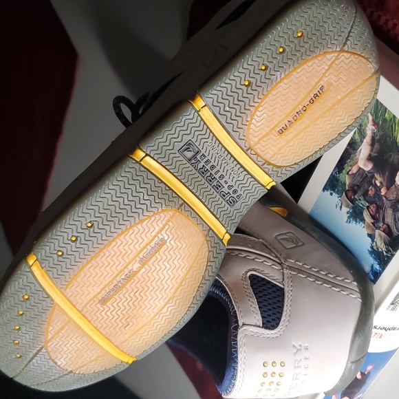 Sperry top-sider sneakers